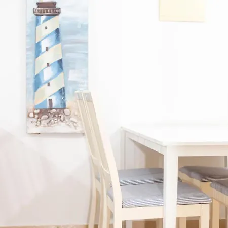 Olympia Flat 201 לרנקה